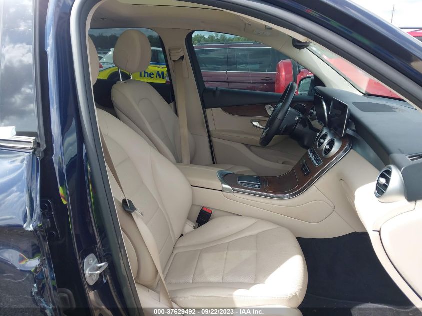 2021 MERCEDES-BENZ GLC 300 SUV - W1N0G8EB3MF920401