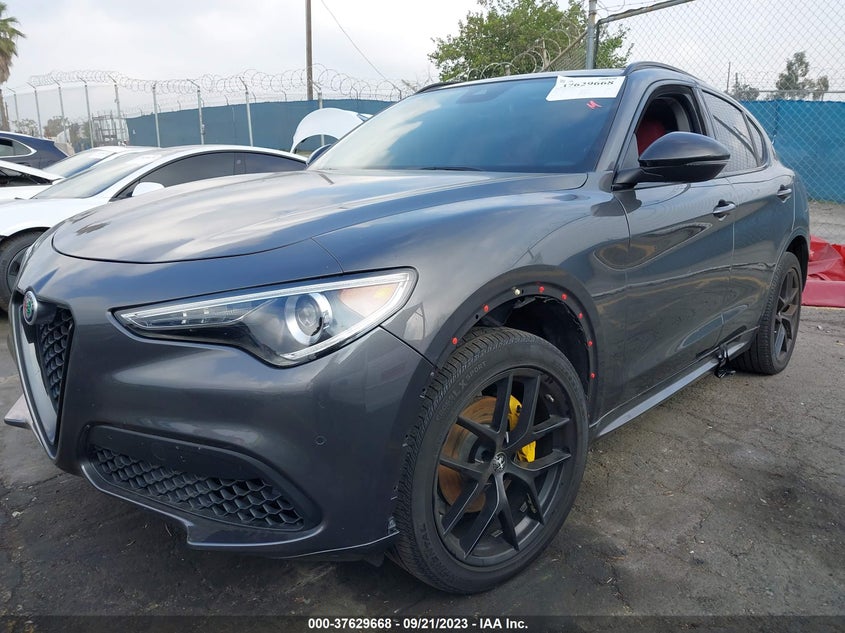 VIN ZASPAKBNXM7D11519 2021 ALFA ROMEO STELVIO TI