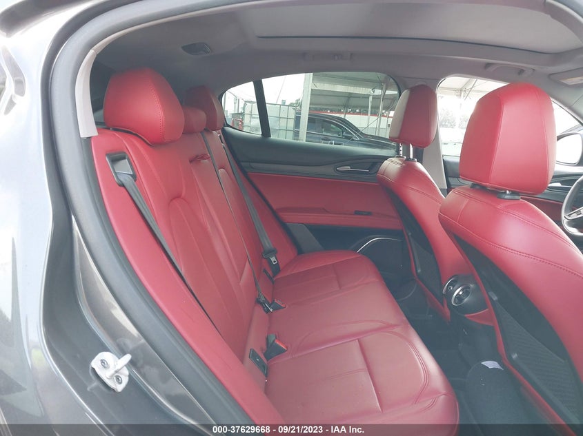 VIN ZASPAKBNXM7D11519 2021 ALFA ROMEO STELVIO TI