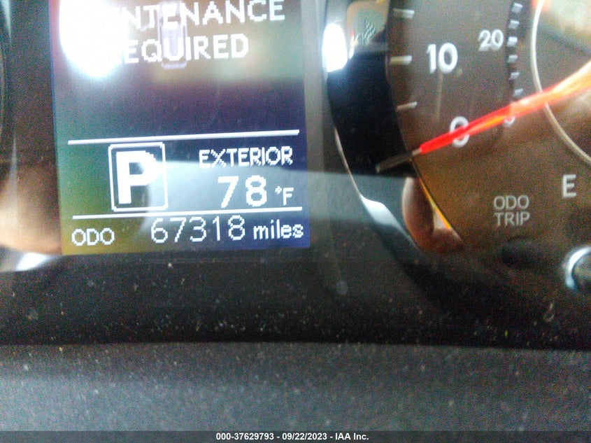 VIN 5TDKZ3DC1HS853570 2017 TOYOTA SIENNA LE