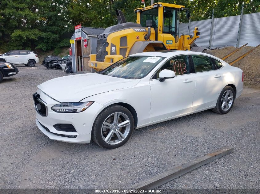 2017 VOLVO S90 MOMENTUM YV1102AK9H1007027