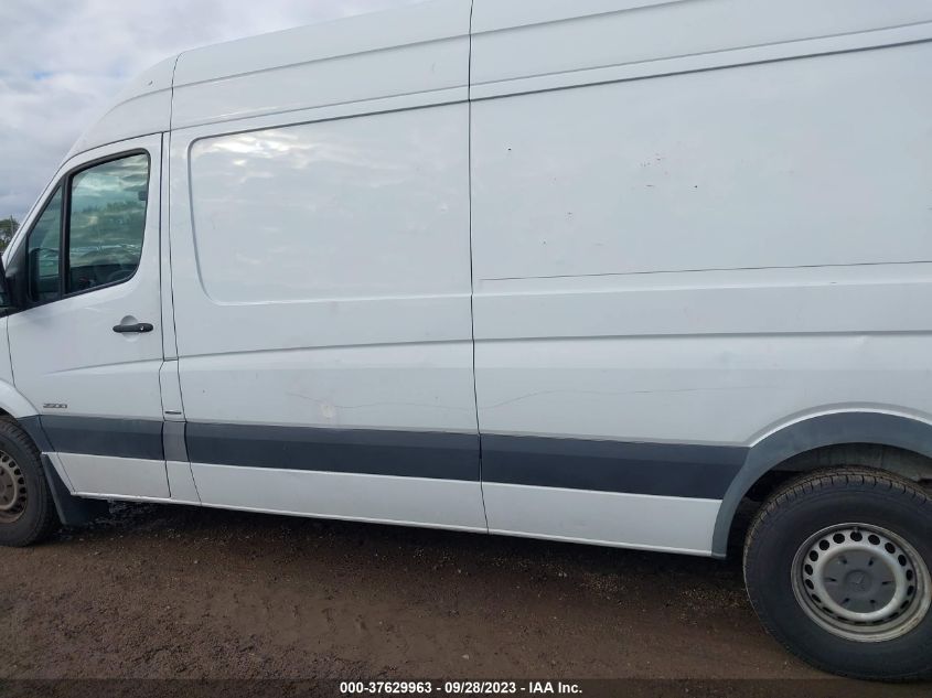 2014 MERCEDES-BENZ SPRINTER CARGO VANS WD3PE8CC8E5827530