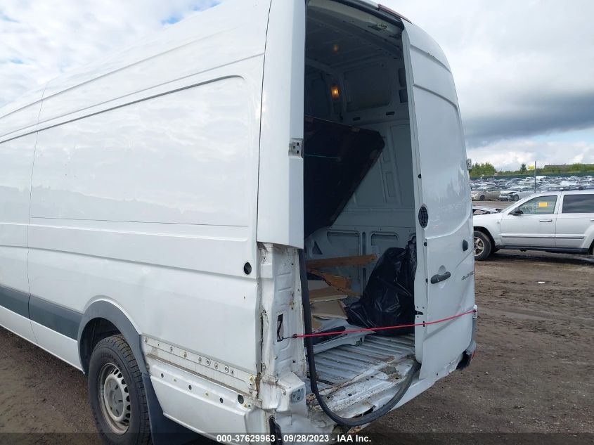 2014 MERCEDES-BENZ SPRINTER CARGO VANS WD3PE8CC8E5827530