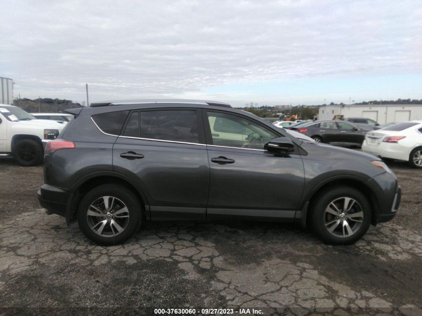 2017 TOYOTA RAV4 XLE - JTMWFREVXHJ105121
