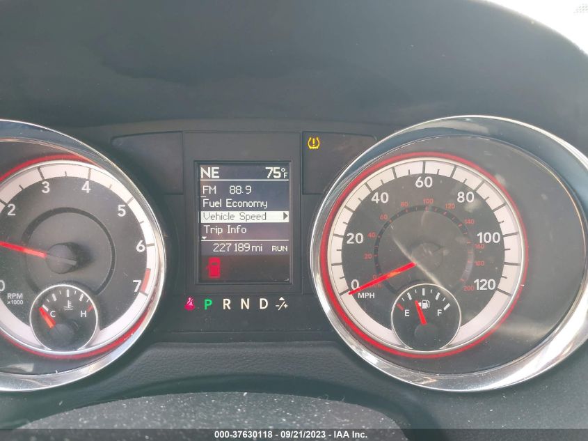 2016 DODGE GRAND CARAVAN SXT - 2C4RDGCG8GR361523