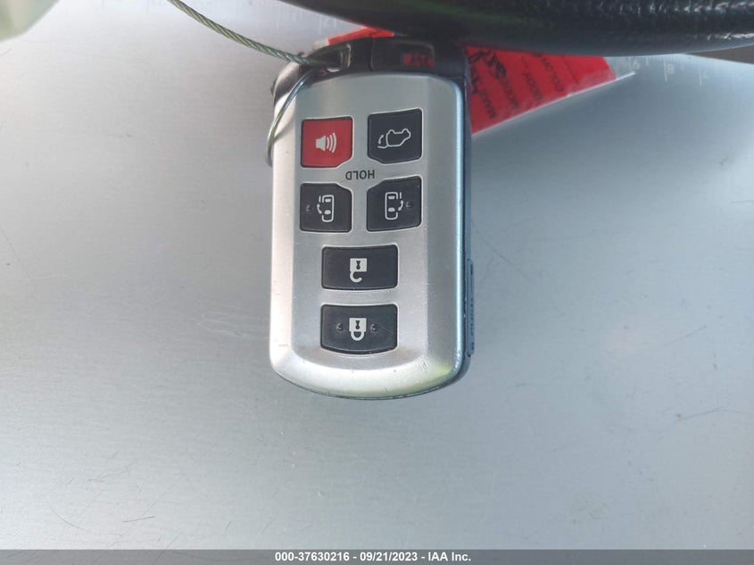 VIN 5TDYZ3DC8LS064979 2020 TOYOTA SIENNA XLE AUTO ACCESS
