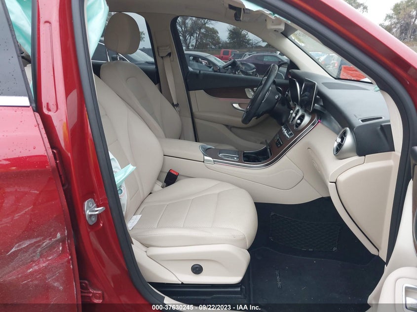 VIN W1N0G8EB7LF819831 2020 MERCEDES-BENZ GLC GLC 300