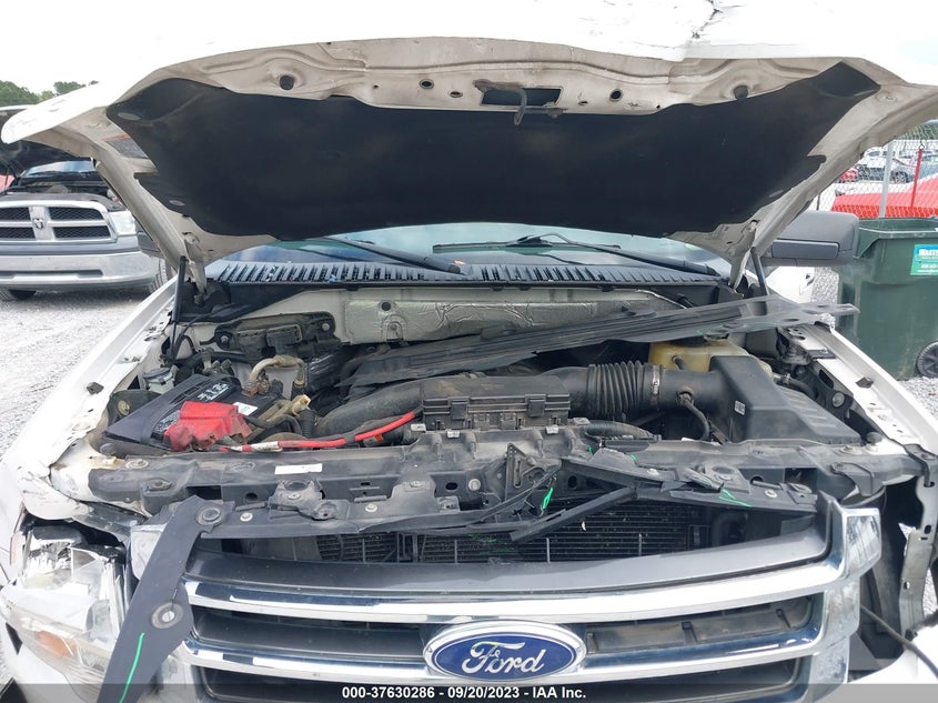 VIN 1FMJU1HT3HEA40175 2017 FORD EXPEDITION XLT/KING RANCH