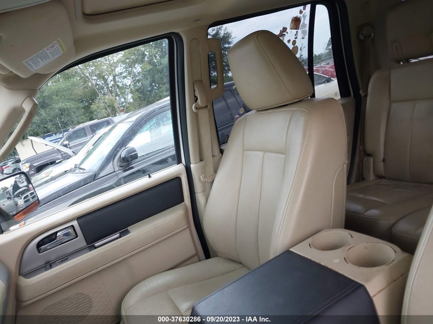 VIN 1FMJU1HT3HEA40175 2017 FORD EXPEDITION XLT/KING RANCH