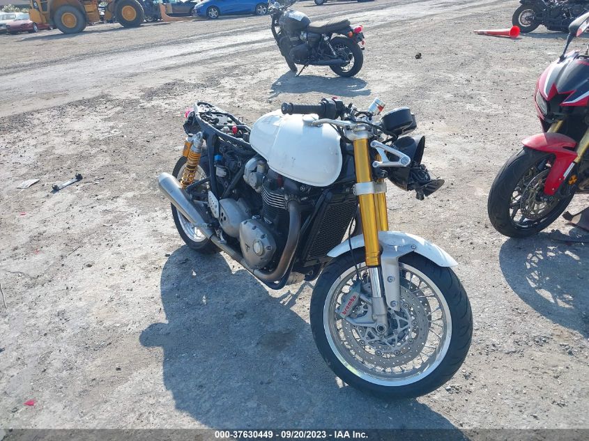 2016 TRIUMPH MOTORCYCLE THRUXTON 1200 R - SMTD21HF3GT753686