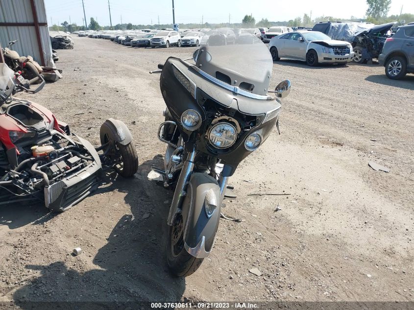2016 INDIAN MOTORCYCLE CO. ROADMASTER 56KTRAAA7G3329989