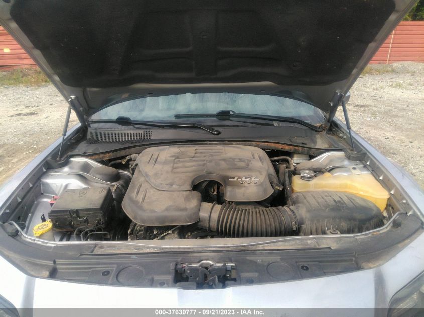 2014 CHRYSLER 300 S - 2C3CCAGG3EH352882
