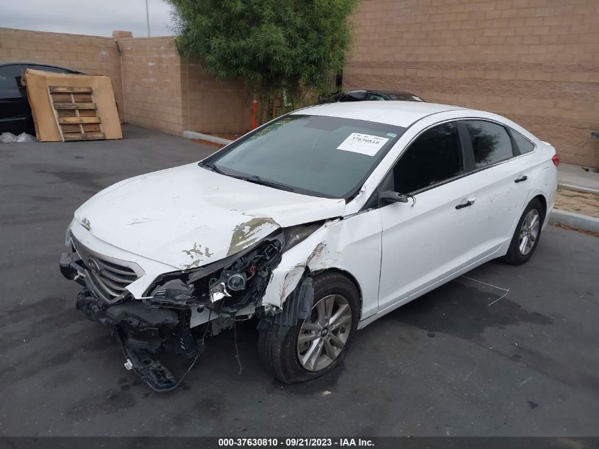 2015 HYUNDAI SONATA 2.4L SE - 5NPE24AF9FH063085