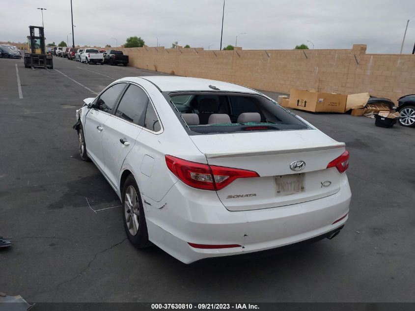 2015 HYUNDAI SONATA 2.4L SE - 5NPE24AF9FH063085