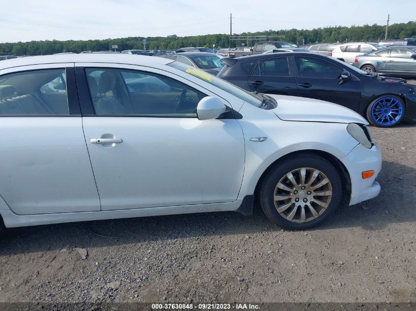 2013 SUZUKI KIZASHI BASE JS2RE9A18D6100067