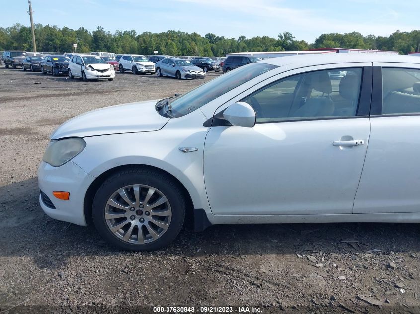 2013 SUZUKI KIZASHI BASE JS2RE9A18D6100067