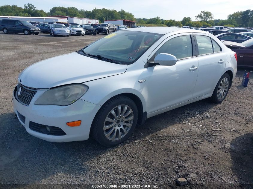 2013 SUZUKI KIZASHI BASE JS2RE9A18D6100067
