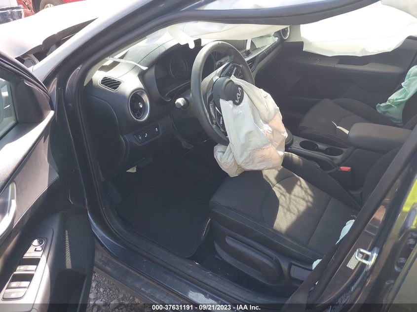 VIN 3KPF24AD3PE512866 2023 KIA FORTE LX/LXS