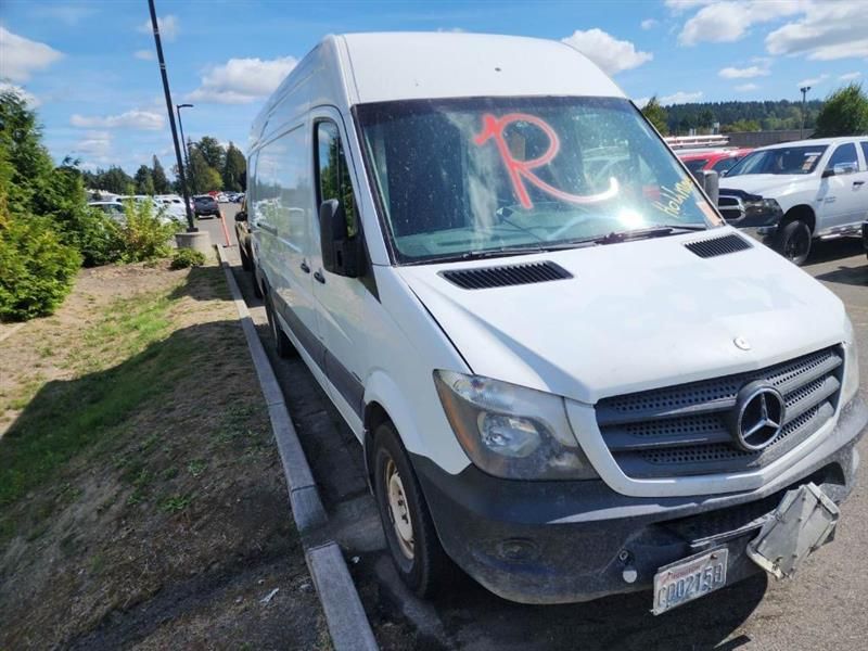 2014 MERCEDES-BENZ SPRINTER CARGO VANS WD3PE8DE2E5898674