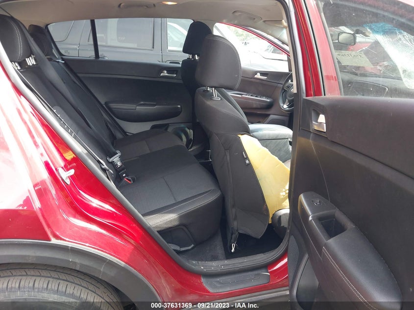 VIN KNDPMCAC3J7470058 2018 KIA SPORTAGE LX