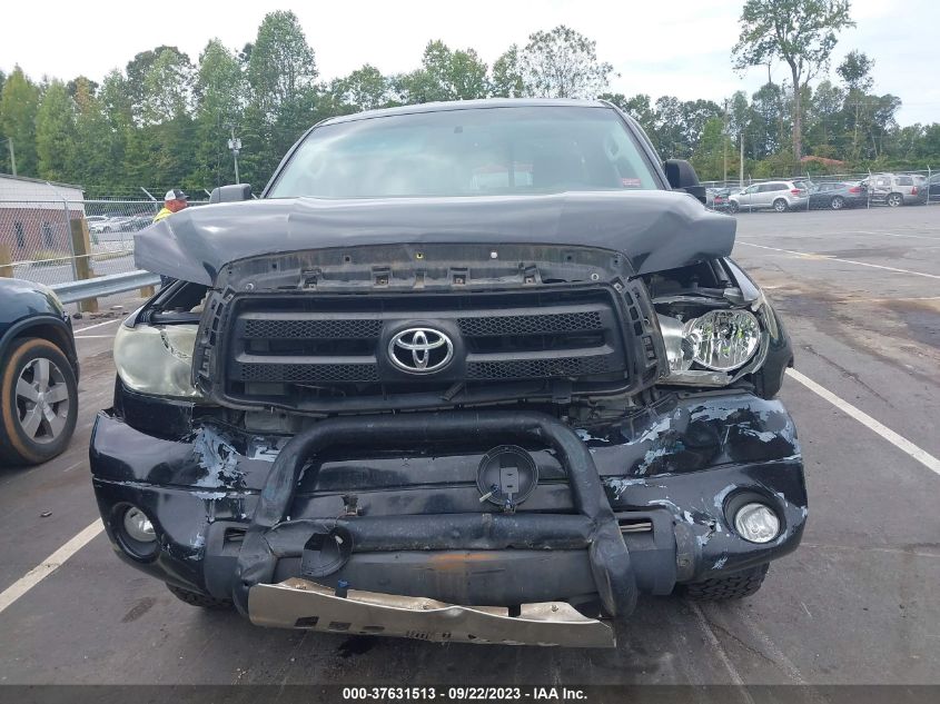 2013 TOYOTA TUNDRA 4WD TRUCK - 5TFUY5F15DX295990