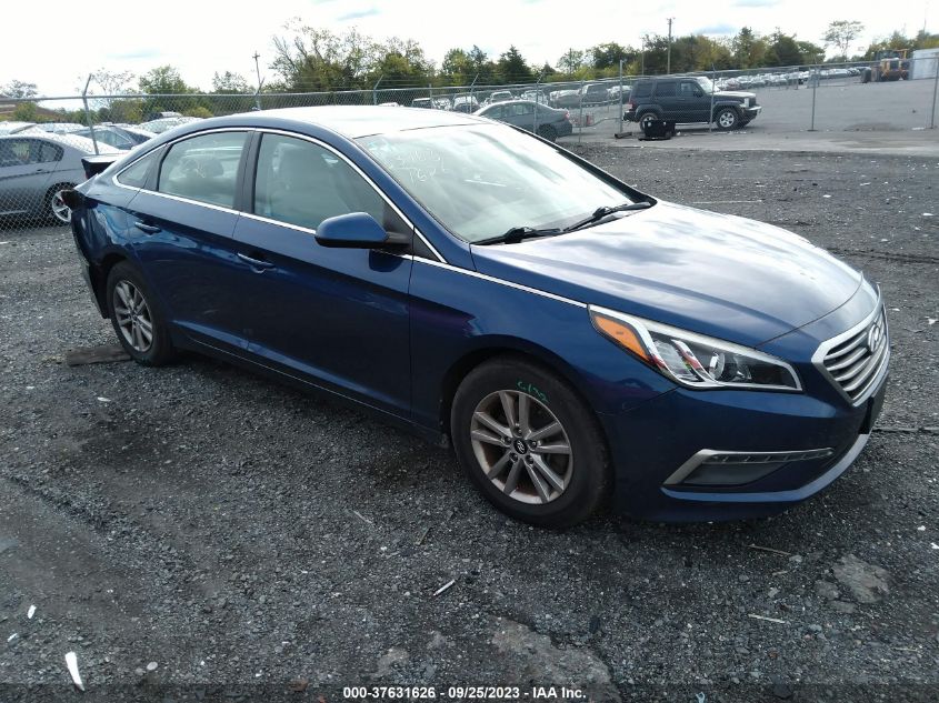 2015 HYUNDAI SONATA 2.4L SE - 5NPE24AF3FH257773