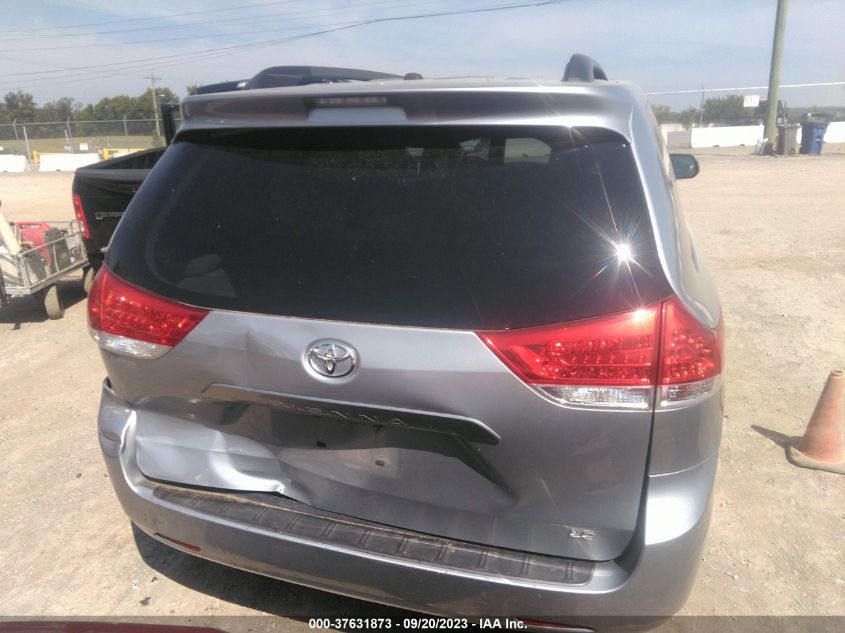 2014 TOYOTA SIENNA LE - 5TDKK3DC8ES496033