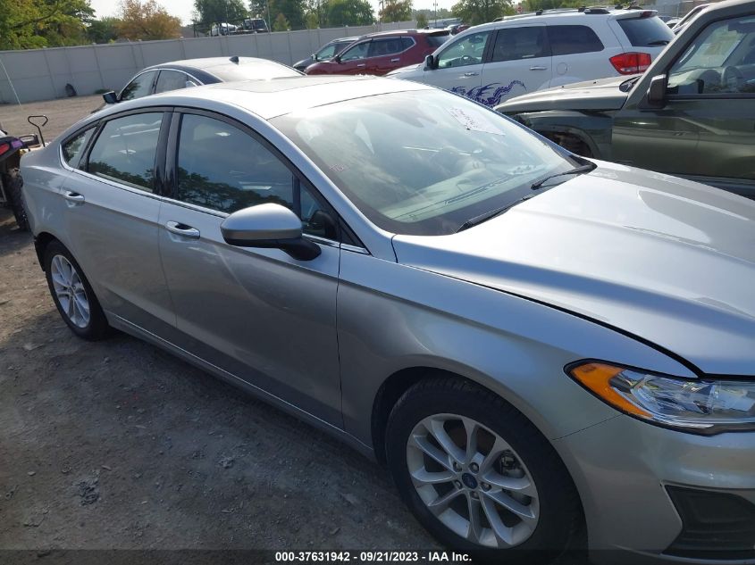 3FA6P0HD9LR108429 Ford Fusion SE 13