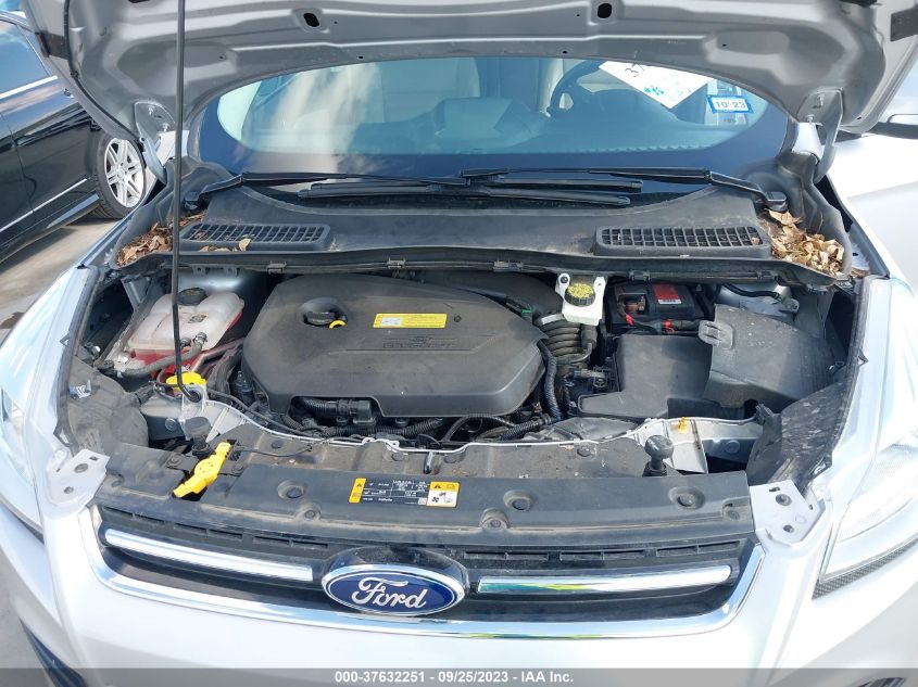 1FMCU0HX2DUB23067 2013 FORD ESCAPE, photo no. 10