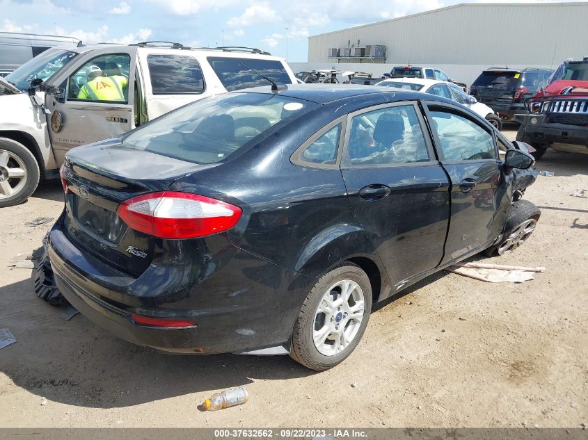 2016 FORD FIESTA 4D SE 3FADT4BJ8GM119681