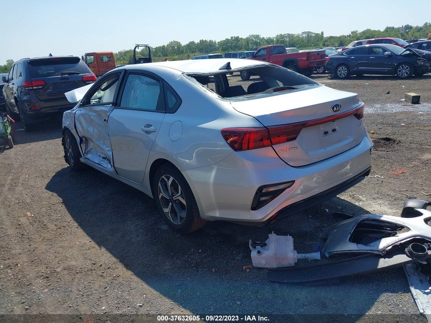 VIN 3KPF24AD7ME415469 2021 KIA FORTE LXS