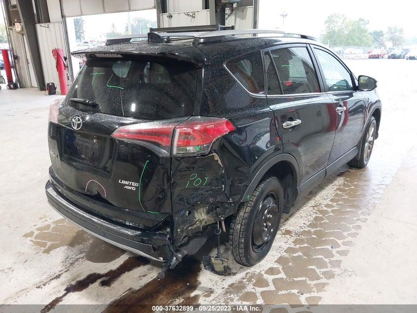 VIN 2T3DFREV3HW590369 2017 TOYOTA RAV4 LIMITED/SE/PLATINUM