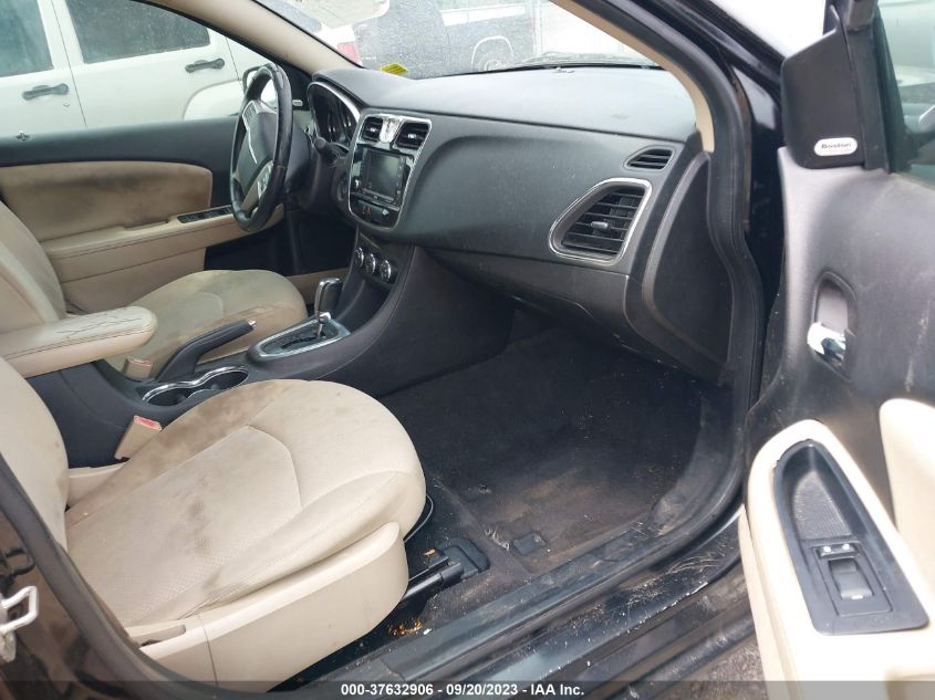 2013 CHRYSLER 200 TOURING - 1C3CCBBB2DN612521