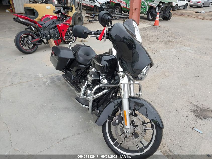 2018 HARLEY-DAVIDSON FLHX STREET GLIDE - 1HD1KBC34JB623917