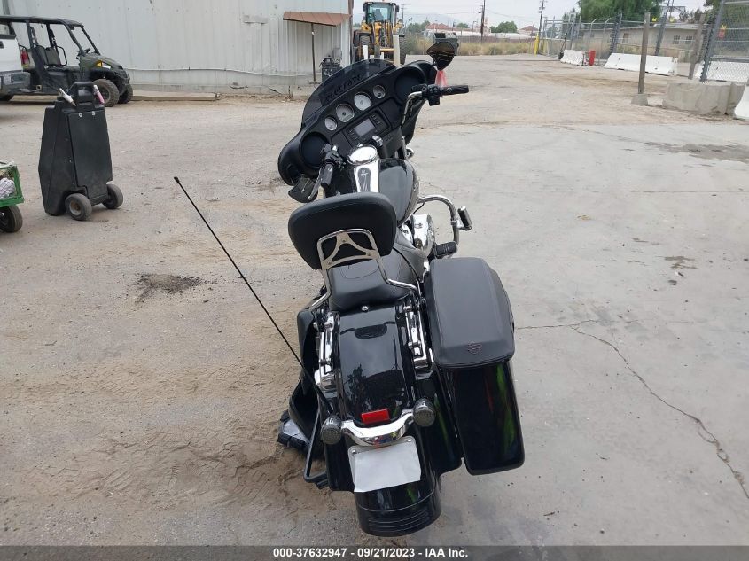 2018 HARLEY-DAVIDSON FLHX STREET GLIDE - 1HD1KBC34JB623917