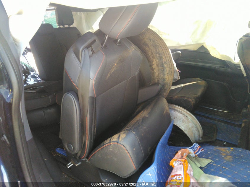 VIN 5TDXRKEC8PS143143 2023 TOYOTA SIENNA XSE/XSE 25TH ANNIVERSARY