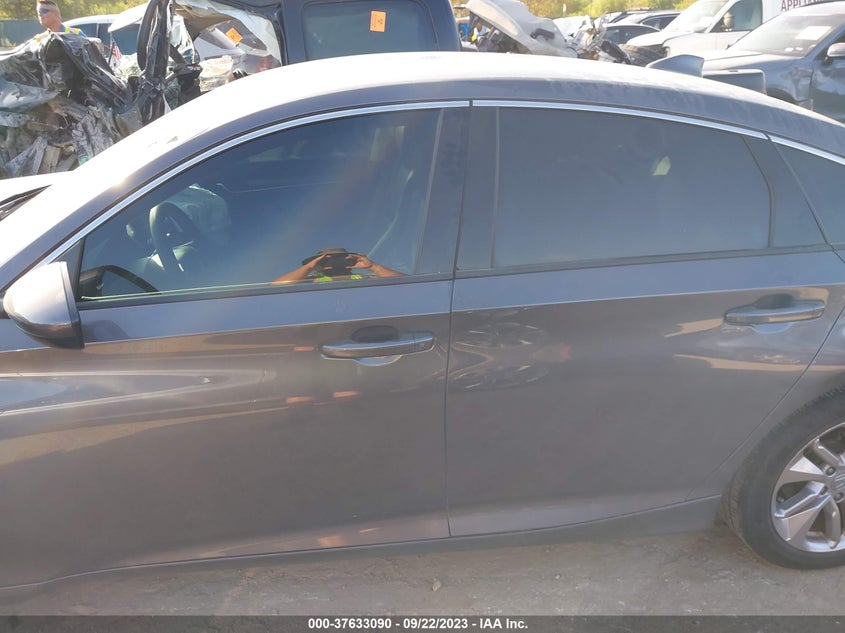 VIN 1HGCV1F16KA038741 2019 HONDA ACCORD SEDAN LX 1.5T