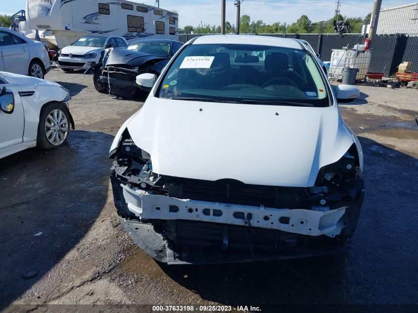 2016 FORD FOCUS SE - 1FADP3F21GL305772