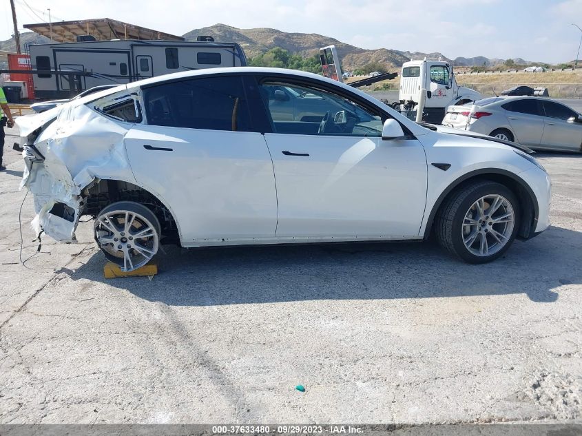 2021 TESLA MODEL Y LONG RANGE - 5YJYGDEE5MF270634