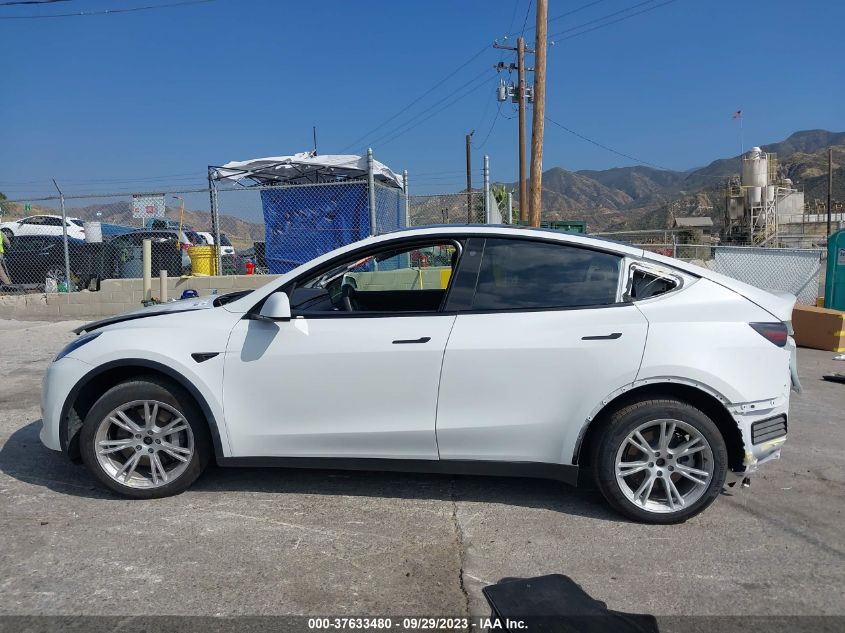 2021 TESLA MODEL Y LONG RANGE - 5YJYGDEE5MF270634