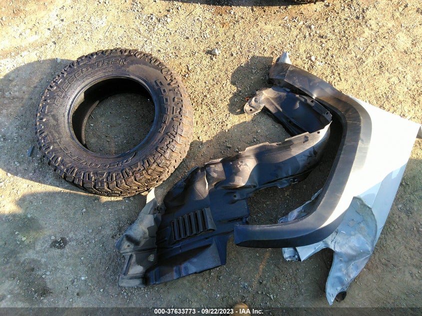 VIN 3TMDZ5BN9MM113820 2021 TOYOTA TACOMA 4WD SR5/TRD SPORT