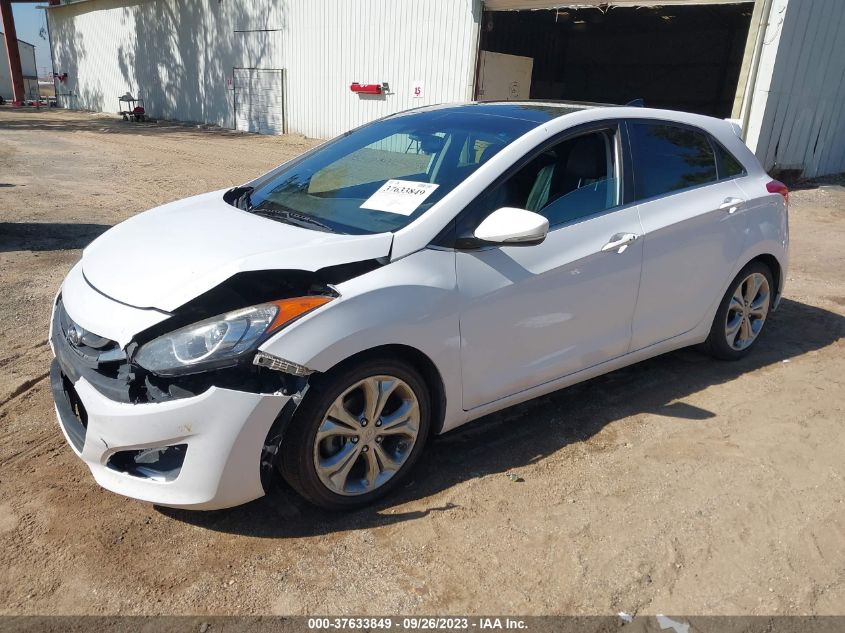 2013 HYUNDAI ELANTRA GT W/BLUE INT - KMHD35LEXDU140371