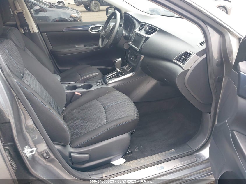 VIN 3N1AB7AP2KY219265 2019 NISSAN SENTRA SR