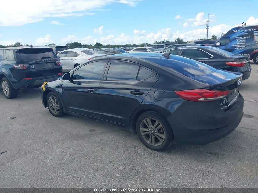 VIN 5NPD84LF5JH241591 2018 HYUNDAI ELANTRA SEL