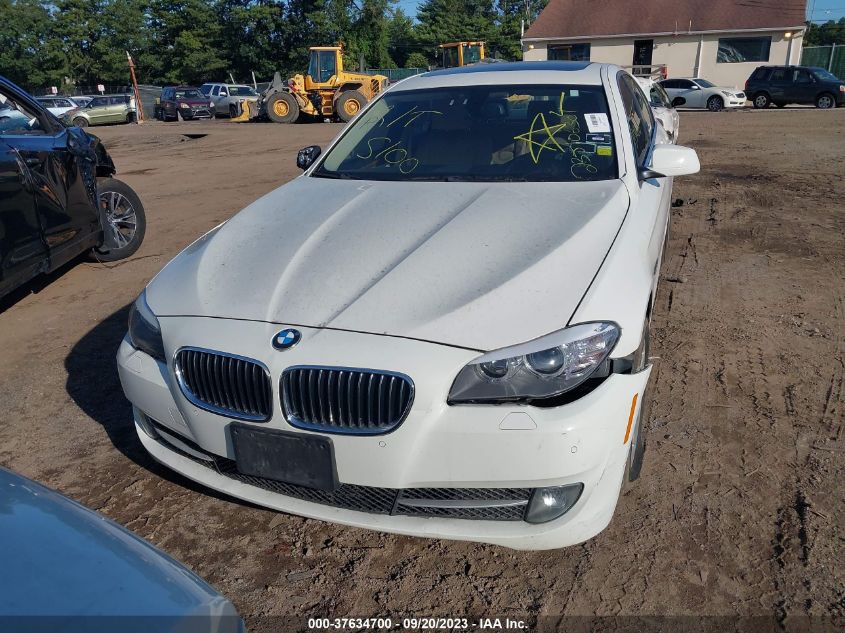 2013 BMW 5 SERIES 528I XDRIVE - WBAXH5C53DD106658
