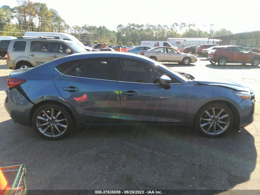 2018 MAZDA MAZDA3 4-DOOR TOURING 3MZBN1V37JM159130