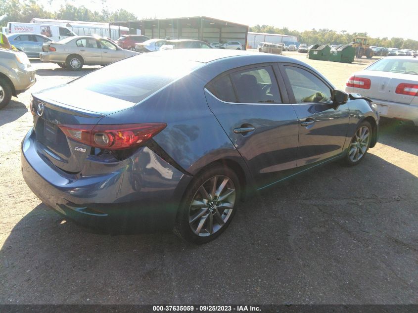 2018 MAZDA MAZDA3 4-DOOR TOURING 3MZBN1V37JM159130