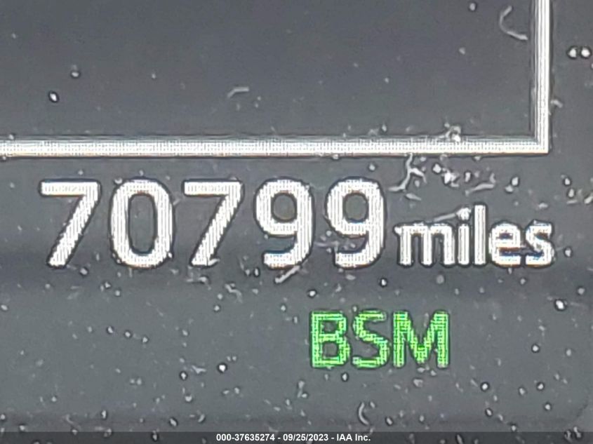 2018 TOYOTA RAV4 ADVENTURE/XLE - JTMRFREV4JD243903