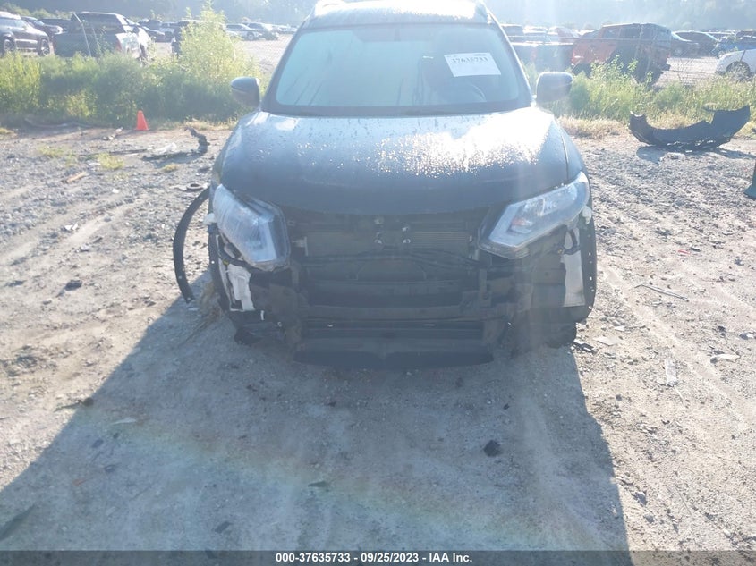 VIN 5N1AT2MV8JC828516 2018 NISSAN ROGUE SV