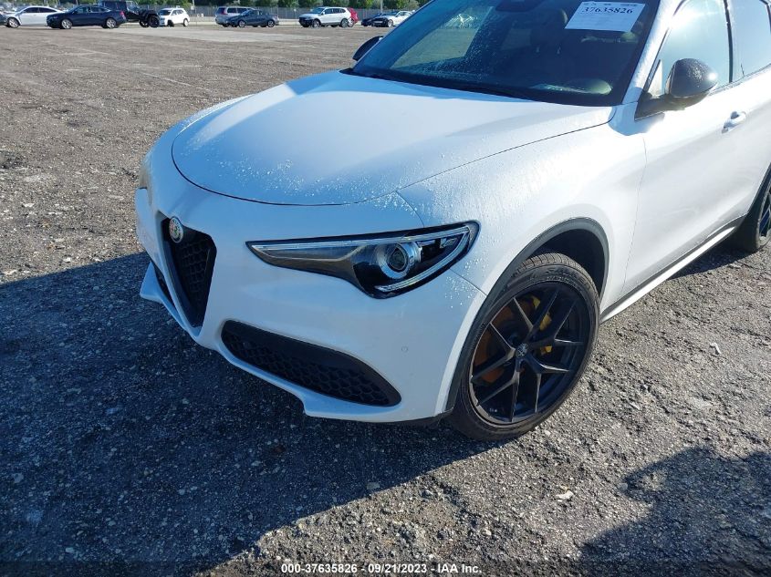 ZASPAKBN9K7C44067 Alfa Romeo Stelvio TI 6